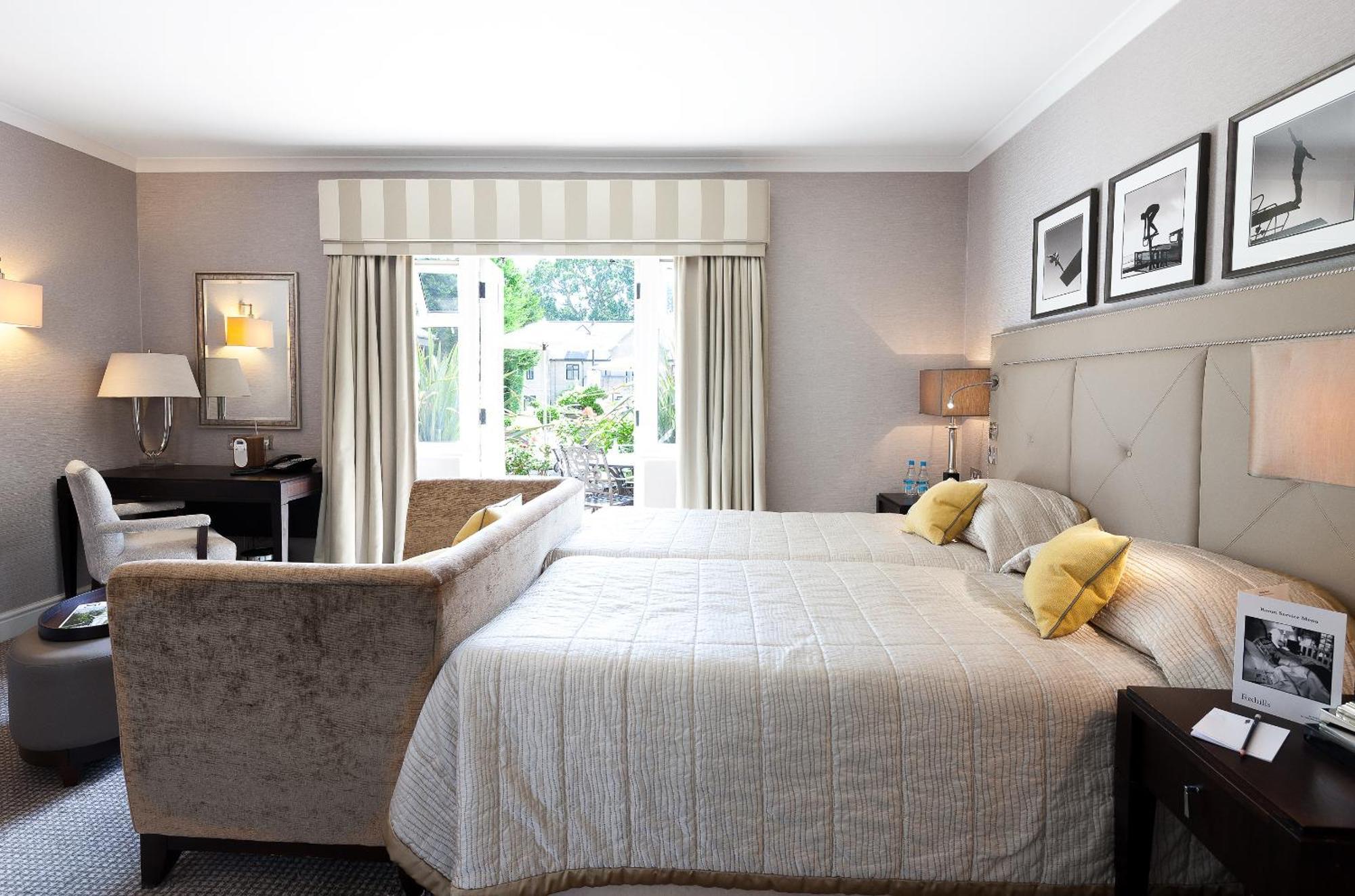 Foxhills Club & Resort Ottershaw Buitenkant foto